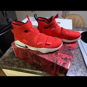 Nike Lebron soldier 7